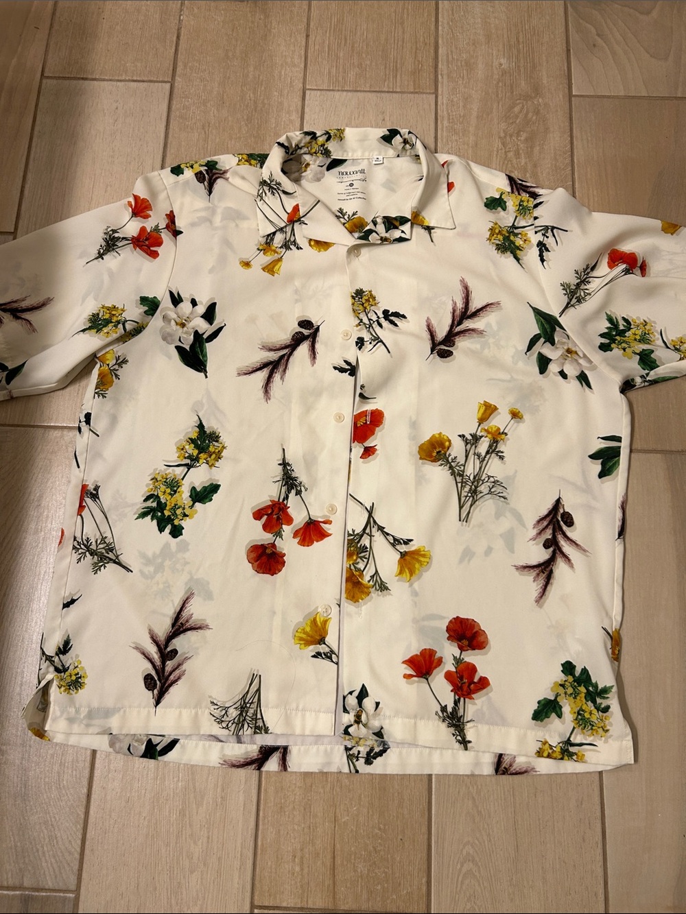 Woman’s Nowantt floral blouse size XL